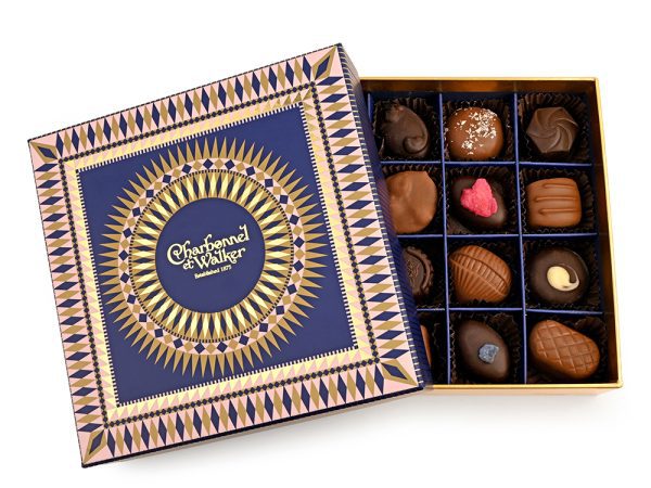 Victorian -16 Piece Fine Milk and Dark Chocolate Selection - without alcohol